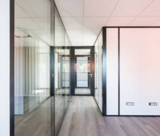 Bureau privé 15 m² 2 postes Location bureau Rue Jeanne Braconnier Meudon 92360 - photo 7